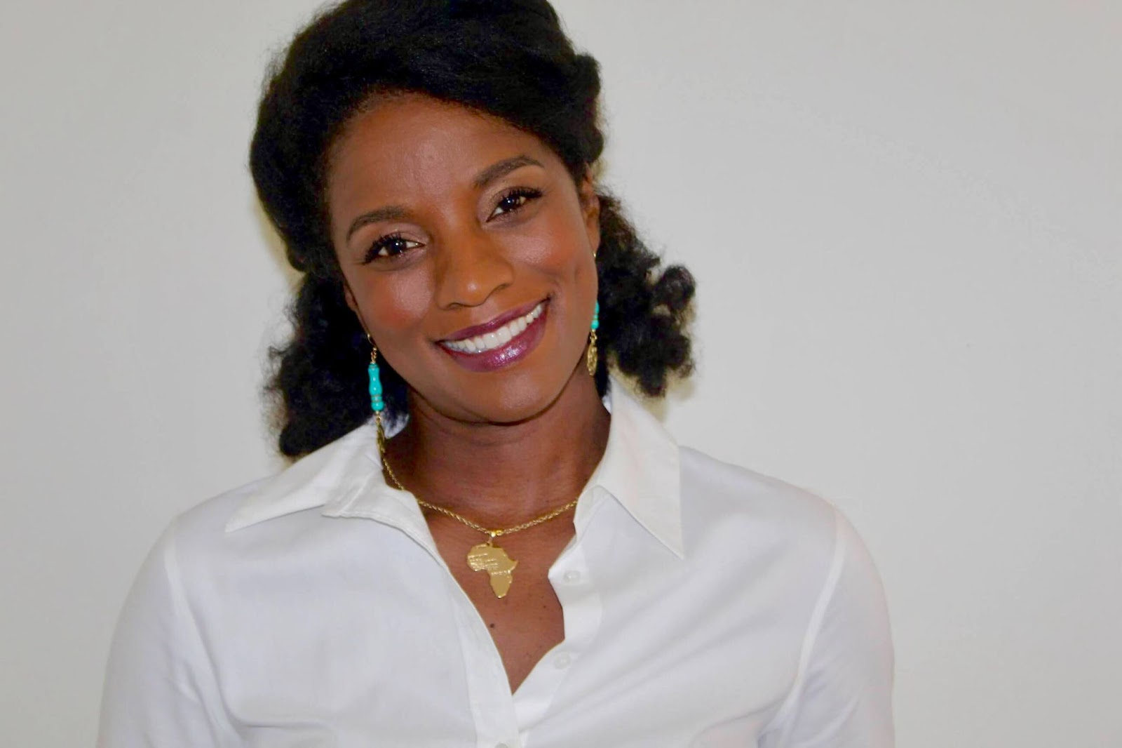 As an associate professor at University of South Carolina Beaufort, Najmah Thomas is committed to providing young people with the tools and opportunities they need to thrive in the world of public policy.